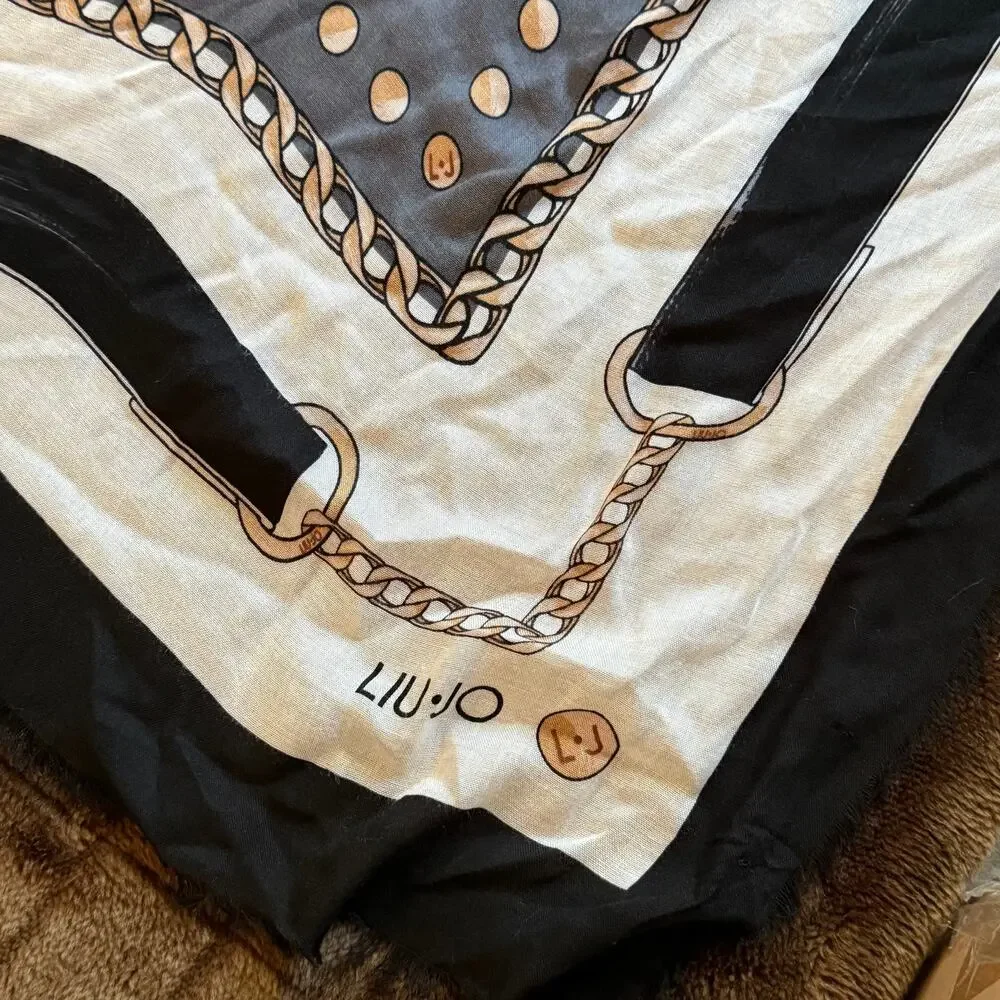 Liu Jo HUGE 49” Square Ultra Lightweight Scarf in‎ PRISTINE CONDITION